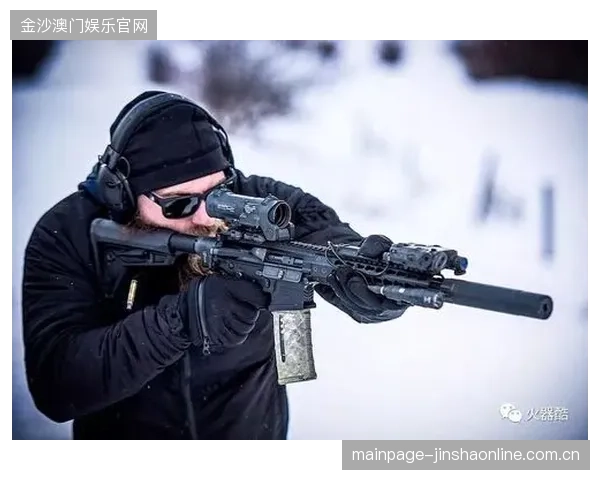 纽卡斯尔联外线连续强攻迫使整队收缩——战术美学与现代竞技的协奏